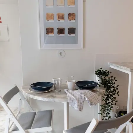 Beautiful 1 Bedroom In Apartment Lisbon