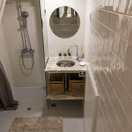 Apartament Beautiful 1 Bedroom In