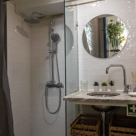 Beautiful 1 Bedroom In