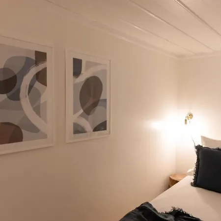 Appartamento Beautiful 1 Bedroom In *